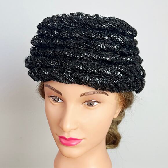 Vintage 1960s Womens‎ Toque Straw Raffia Black Brimless Turban Hat - Picture 1 of 3
